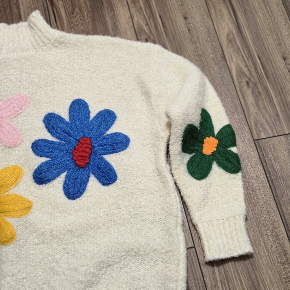 Cream Mock Neck Sweater 3D Flower Applique Knit Top Women's 2XL - Picture 3 of 8